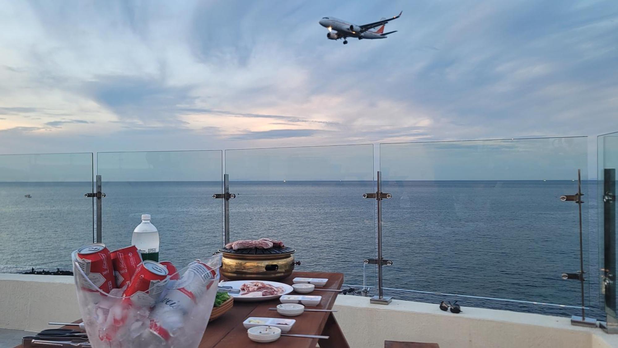 Grim Resort Jeju Bagian luar foto